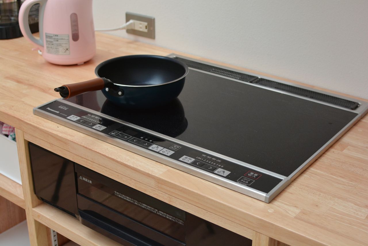 IHヒーターの様子。(2019-04-24,共用部,KITCHEN,1F)