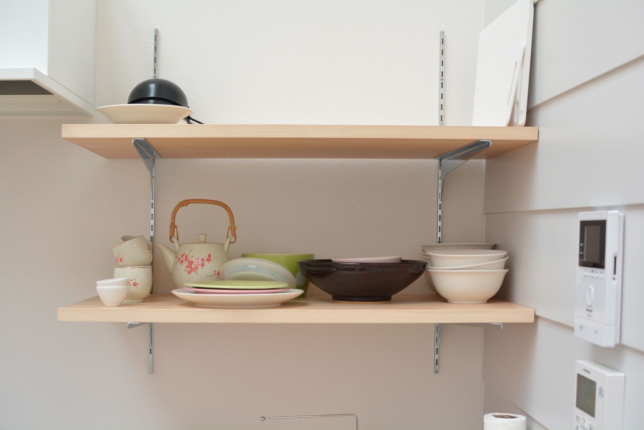 食器棚の様子。(2019-04-24,共用部,KITCHEN,1F)