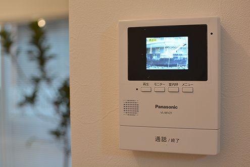 カメラ付きインターホンのモニター。(2017-01-17,共用部,LIVINGROOM,1F)