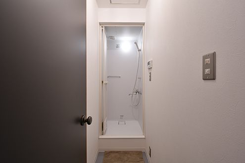 シャワールームの様子。(2017-01-17,共用部,BATH,2F)
