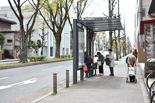 最寄りのバス停の様子。(2019-04-11,共用部,ENVIRONMENT,2F)