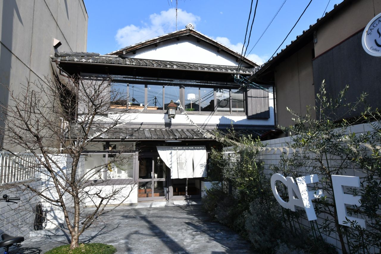 各線・嵯峨嵐山駅前の銭湯を改修したカフェ。(2017-03-07,共用部,ENVIRONMENT,1F)