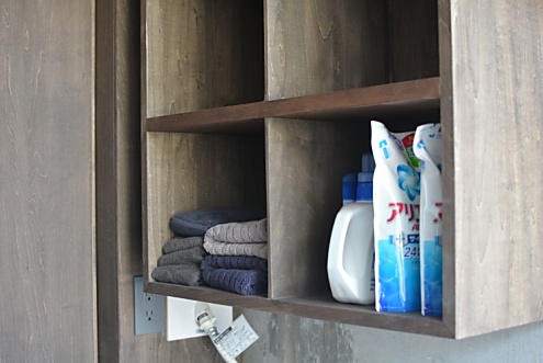 各部屋ごとに洗剤やタオルを収納できる棚。(2015-03-17,共用部,OTHER,2F)