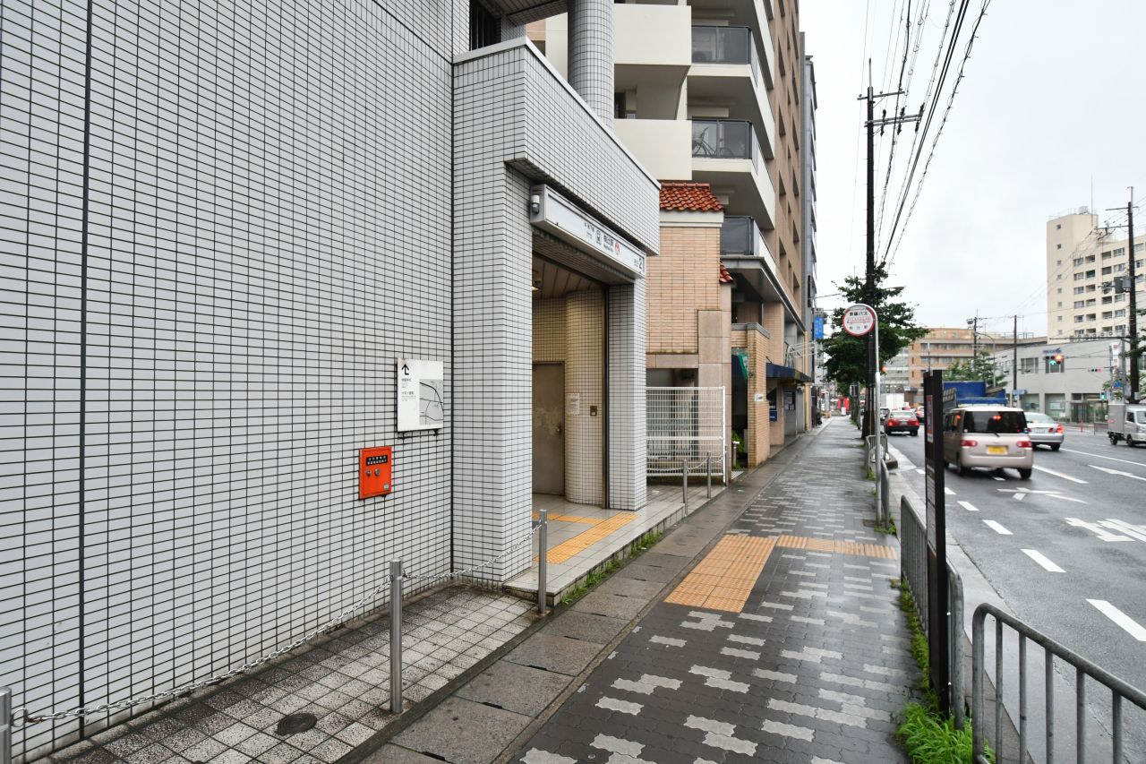 京都市営地下鉄東西線・椥辻駅前の様子。(2021-07-07,共用部,ENVIRONMENT,1F)
