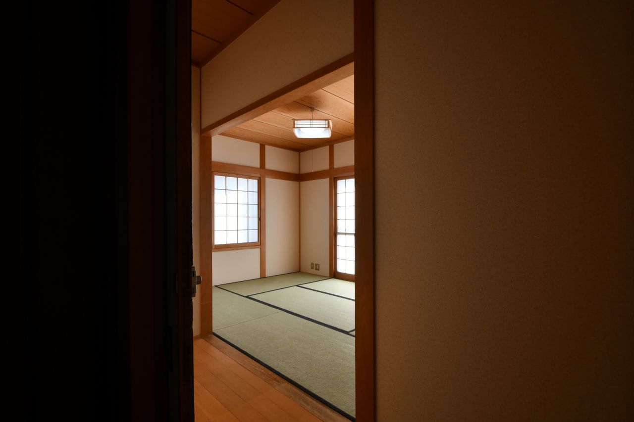 廊下側から見た専有部の様子。（101号室）(2019-01-20,専有部,ROOM,1F)