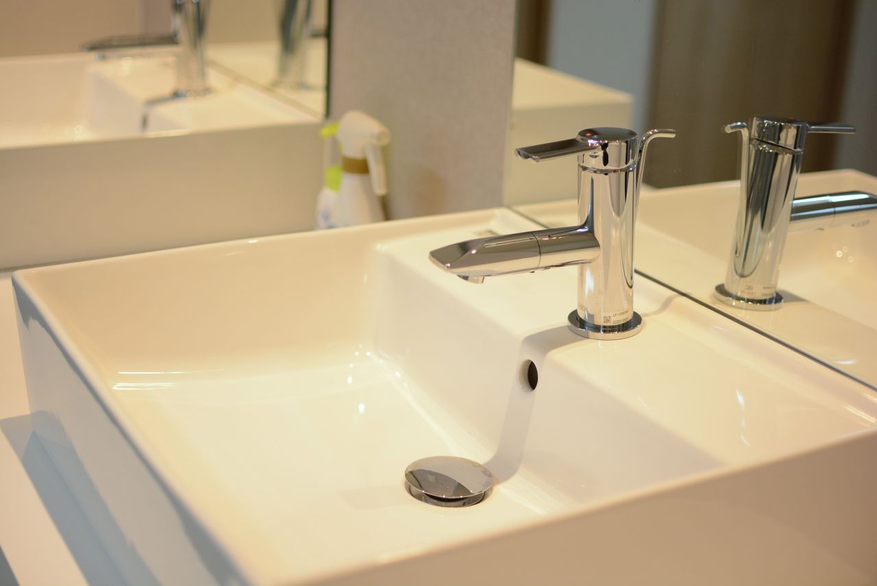 洗面台の様子2。(2017-11-14,共用部,WASHSTAND,2F)