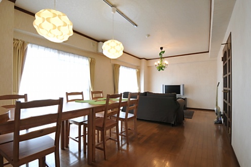シェアハウスのリビングの様子。(2011-05-29,共用部,LIVINGROOM,7F)