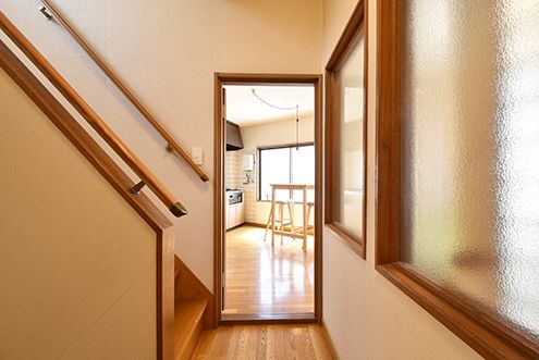 廊下から見た専有部の様子。（201号室）(2016-07-04,専有部,ROOM,2F)
