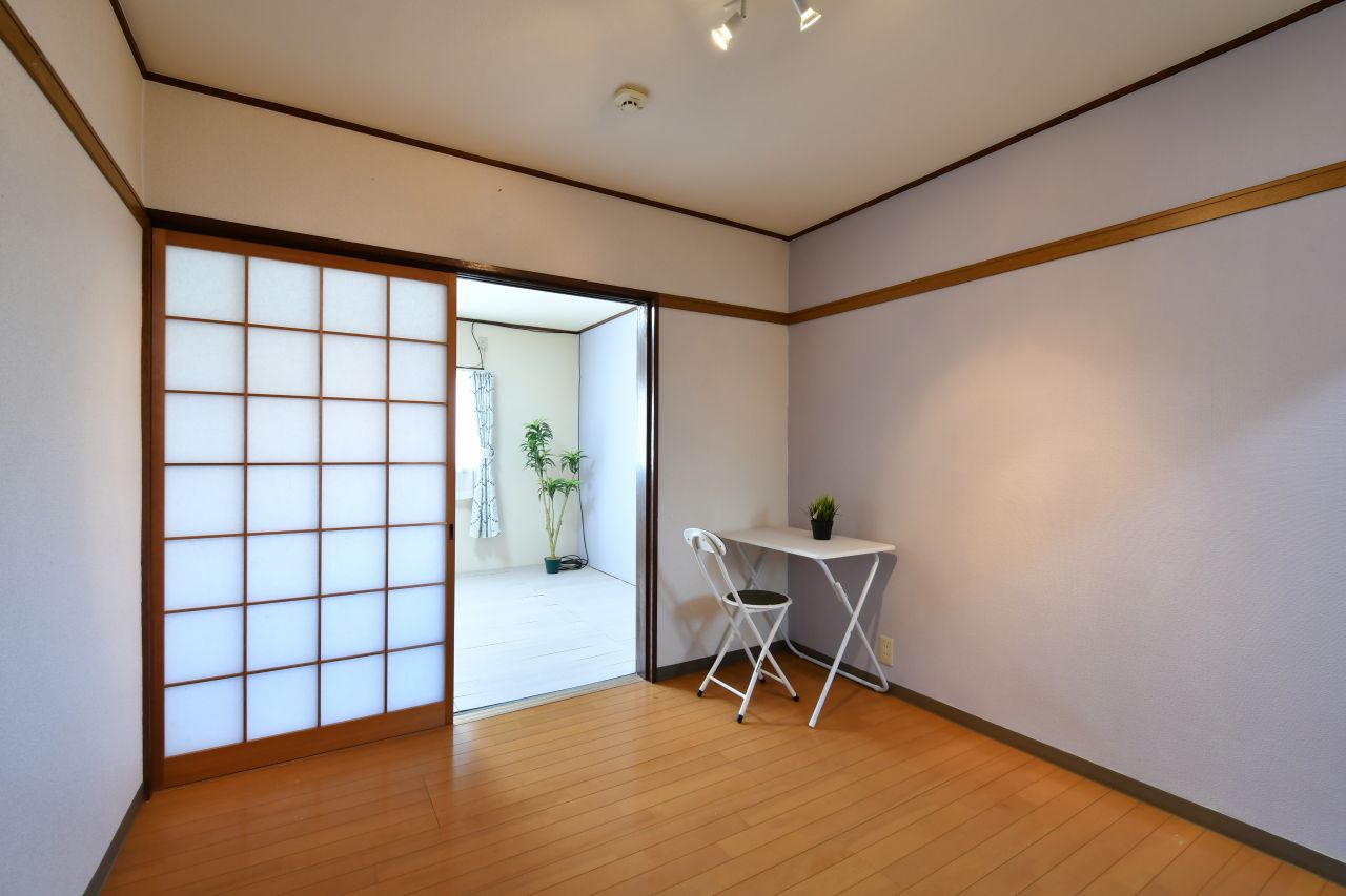専有部の様子。ワンルームタイプです。（205号室）(2022-02-17,専有部,ROOM,2F)