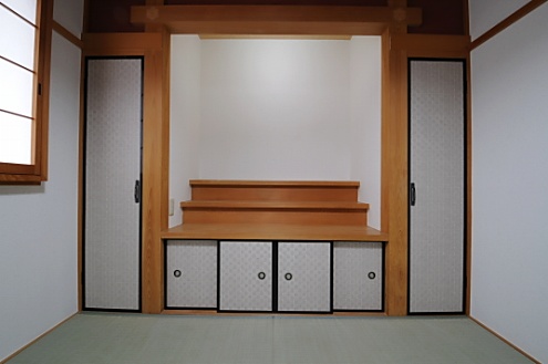 面白い飾り棚があります。（303号室）(2013-04-30,専有部,ROOM,3F)