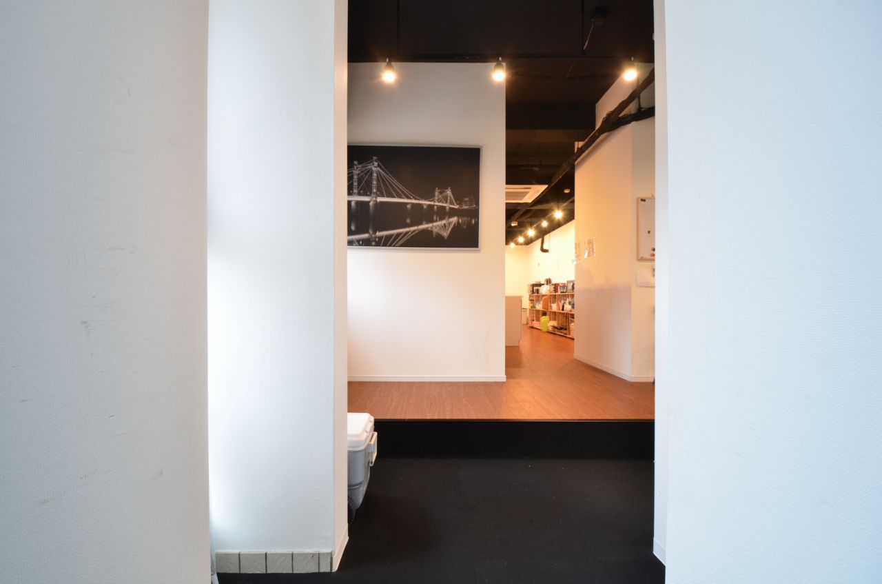 玄関から見た内部の様子。(2015-09-01,周辺環境,ENTRANCE,2F)