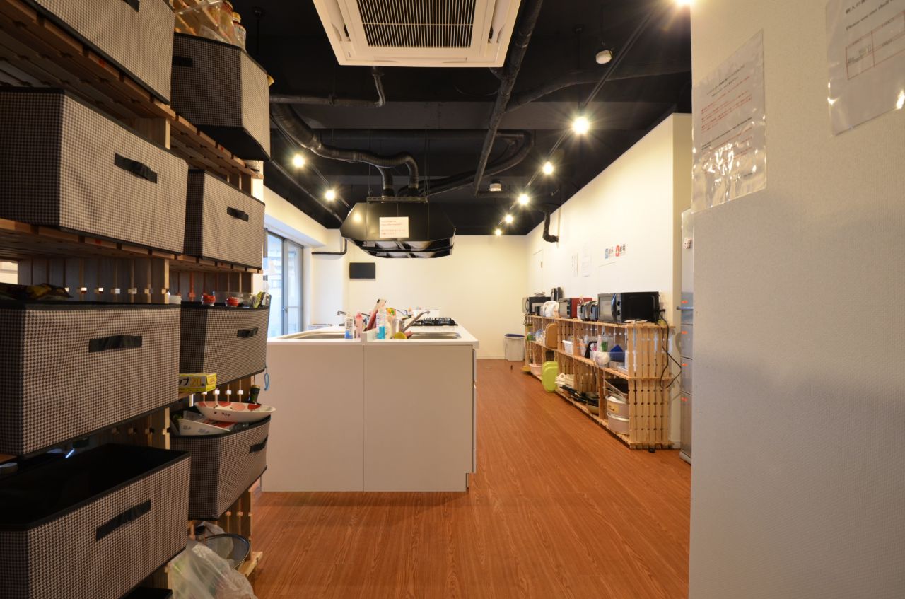 キッチンの様子。(2015-09-01,共用部,KITCHEN,2F)