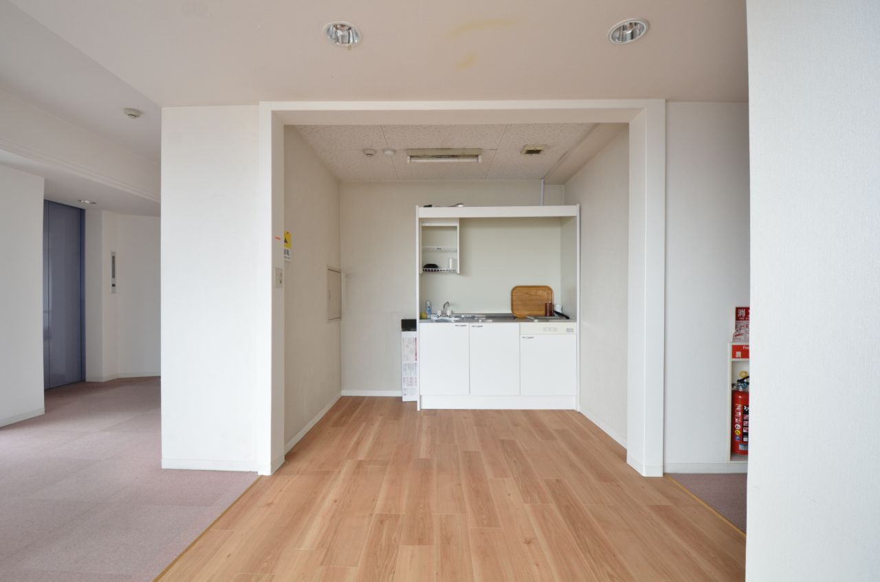 廊下にはミニキッチンがあります。(2015-09-01,共用部,OTHER,7F)