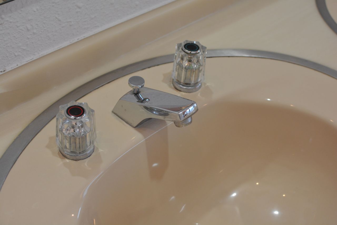 洗面台の水栓。(2015-09-01,共用部,BATH,7F)