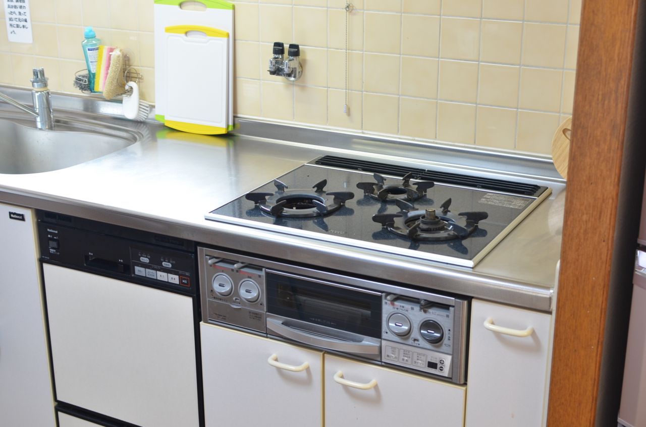 ガスコンロの様子。(2012-07-13,共用部,KITCHEN,6F)