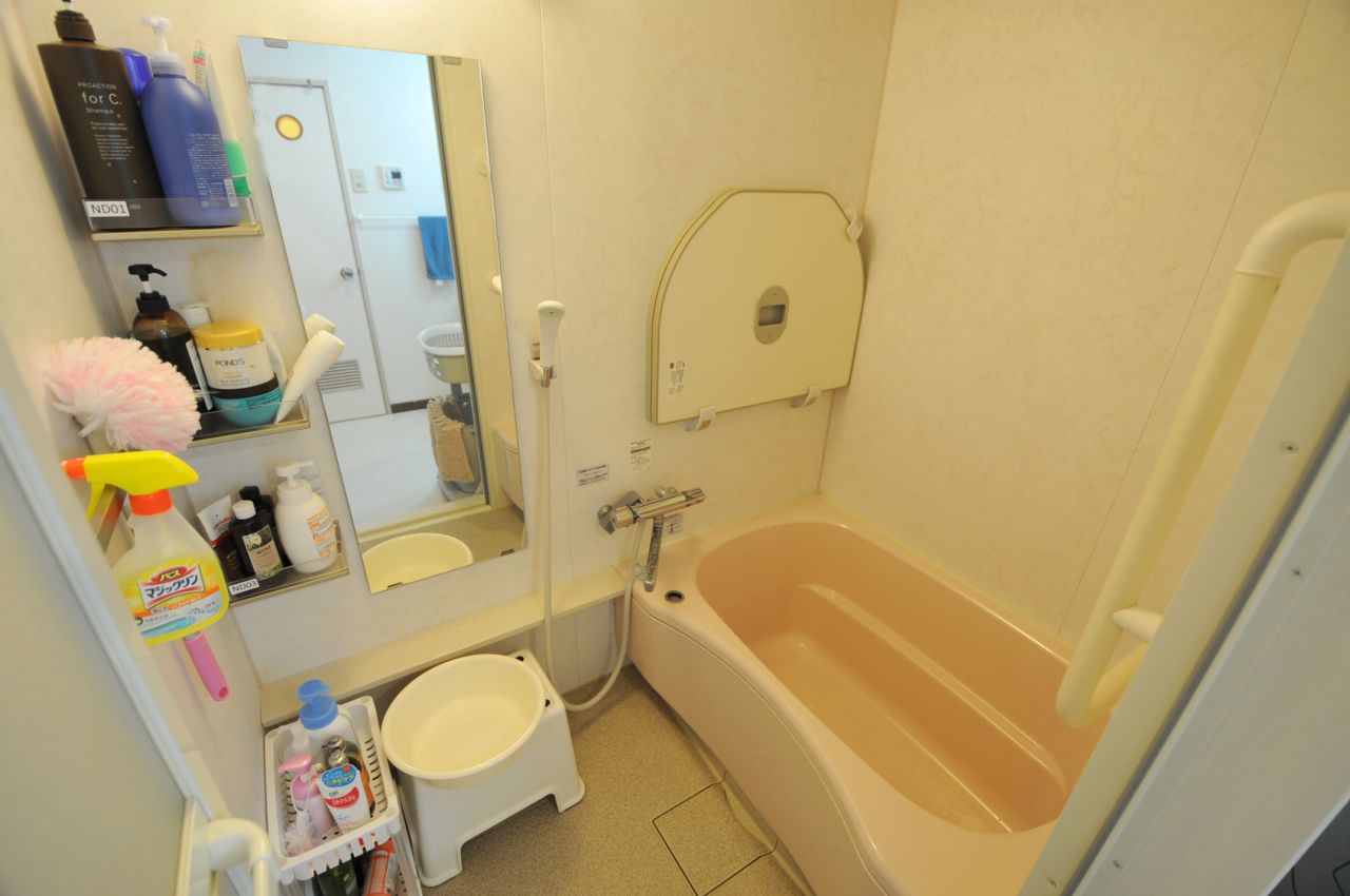 バスルームの様子。(2012-07-13,共用部,BATH,6F)