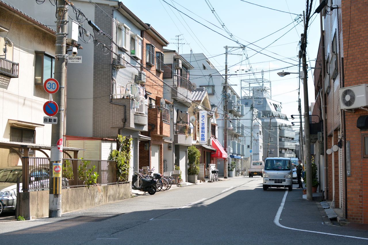 駅からシェアハウスへ向かう道の様子。(2022-04-01,共用部,ENVIRONMENT,1F)