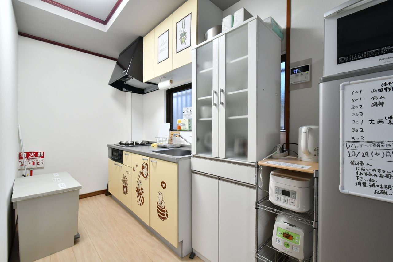 キッチン周辺の様子。(2020-10-22,共用部,KITCHEN,1F)