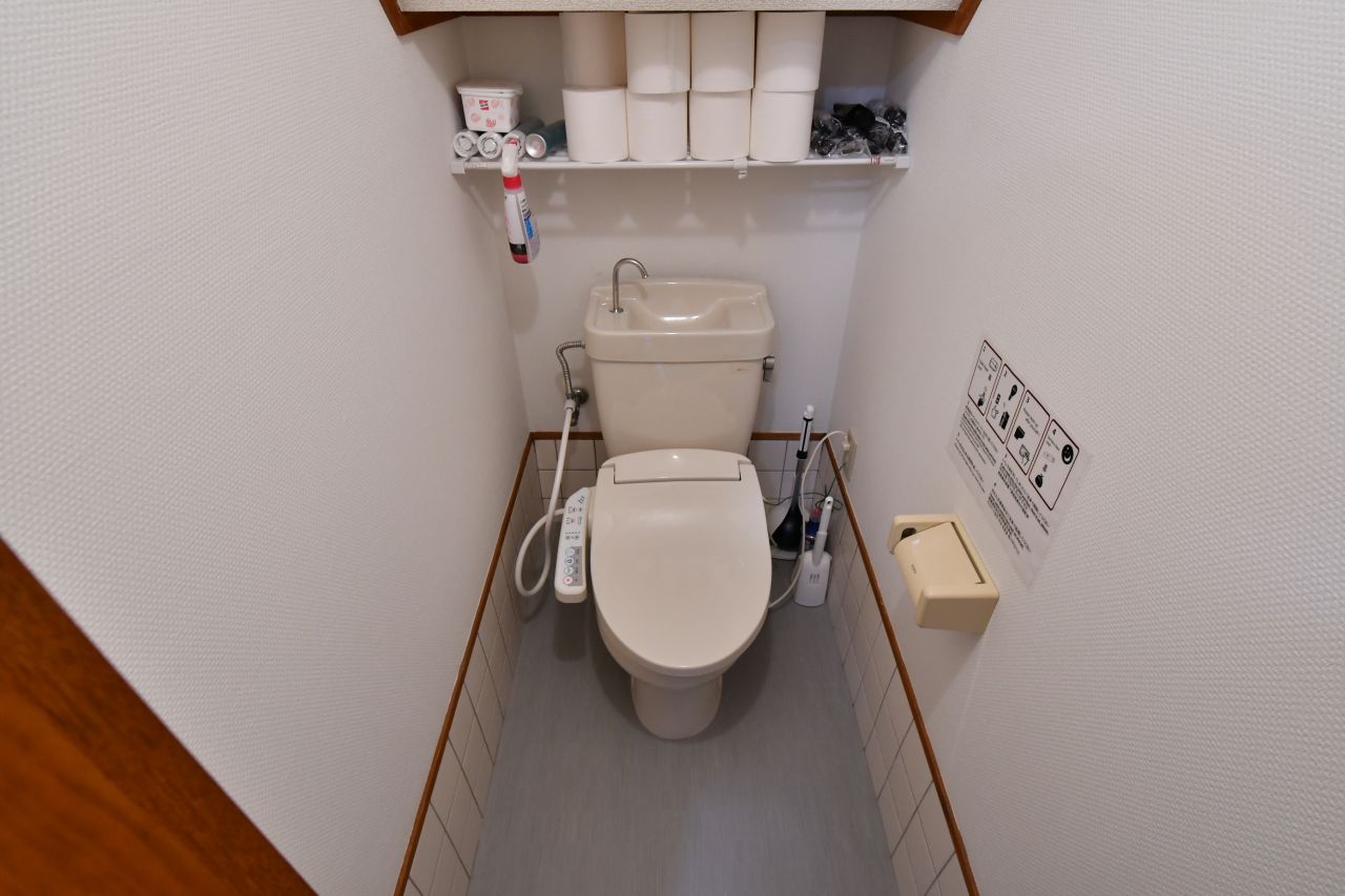 ウォシュレット付きトイレの様子。(2020-10-22,共用部,TOILET,1F)
