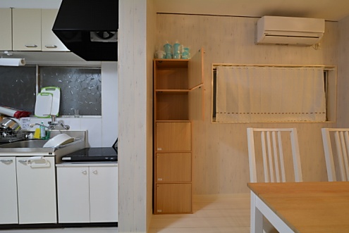 部屋ごとに使える収納の様子。(2014-12-08,共用部,KITCHEN,1F)