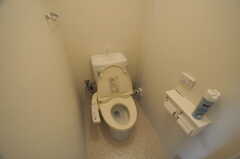 ウォシュレット付きトイレの様子。（ライブラリー）(2011-11-09,共用部,TOILET,13F)