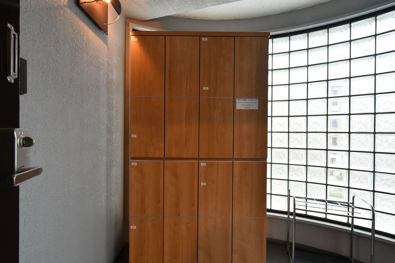靴箱の様子。(2020-10-22,周辺環境,ENTRANCE,4F)