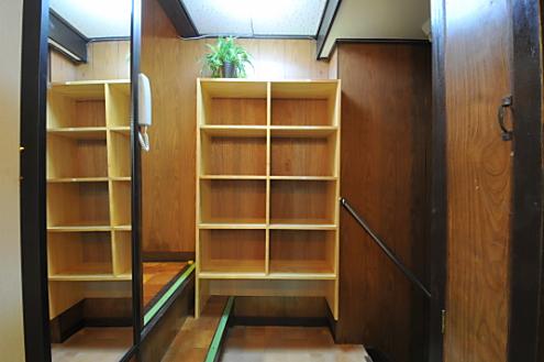 靴箱の様子。(2012-08-18,共用部,OTHER,2F)
