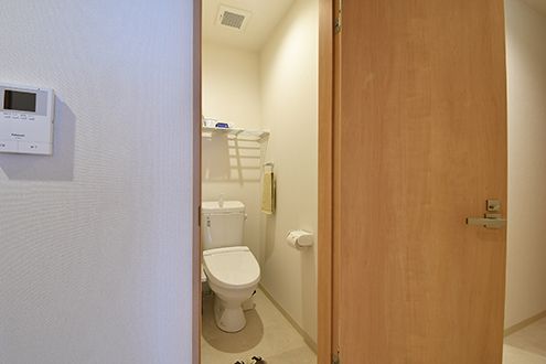 ウォシュレット付きトイレの様子。(2016-11-14,共用部,TOILET,2F)