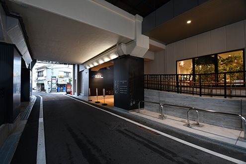 大阪環状線・桃谷駅の様子。駅からシェアハウスまでは徒歩1分です。(2016-11-14,共用部,ENVIRONMENT,1F)