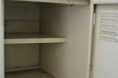 靴箱は部屋ごとにスペースが決められています。(2013-05-21,周辺環境,ENTRANCE,1F)