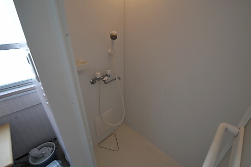 男女兼用シャワールームの様子3。(2013-05-21,共用部,BATH,3F)