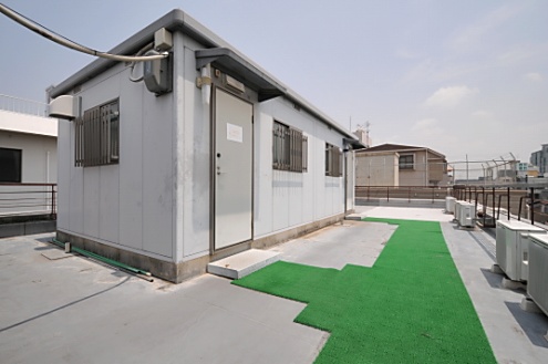 屋上の小屋も共用部です。(2013-05-21,共用部,OTHER,4F)