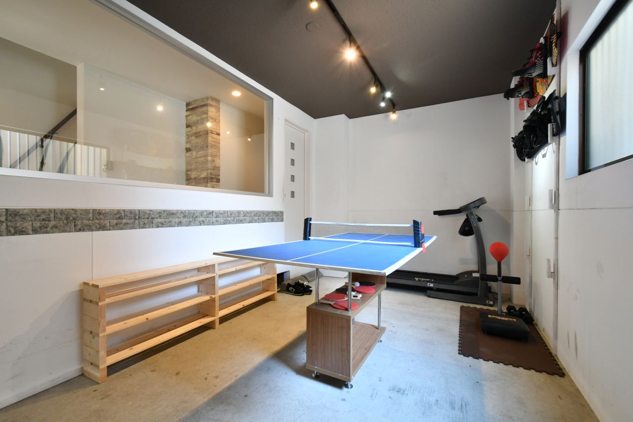 ガレージの様子2。(2021-06-23,共用部,GARAGE,1F)
