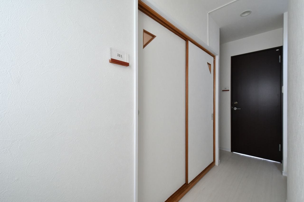 専有部のドア。（301号室）(2021-06-23,専有部,ROOM,3F)