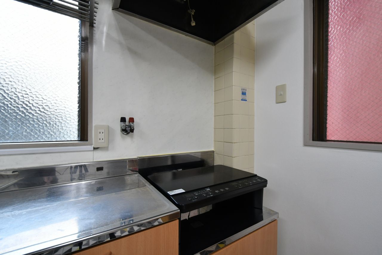 IHクッキングヒーターの様子。(2020-12-17,共用部,KITCHEN,2F)