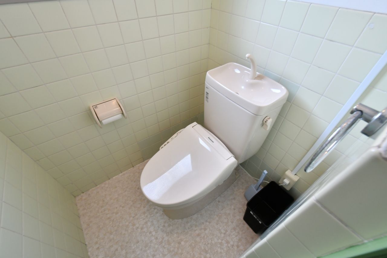 ウォシュレット付きトイレの様子。(2020-12-17,共用部,TOILET,2F)