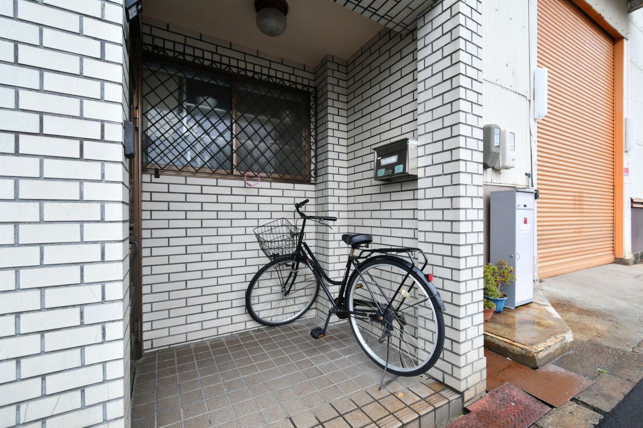 自転車置き場の様子。(2022-03-31,共用部,GARAGE,1F)