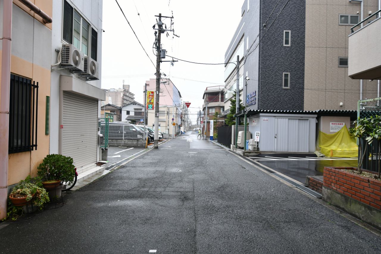 駅からシェアハウスへ向かう道の様子。(2022-03-31,共用部,ENVIRONMENT,1F)
