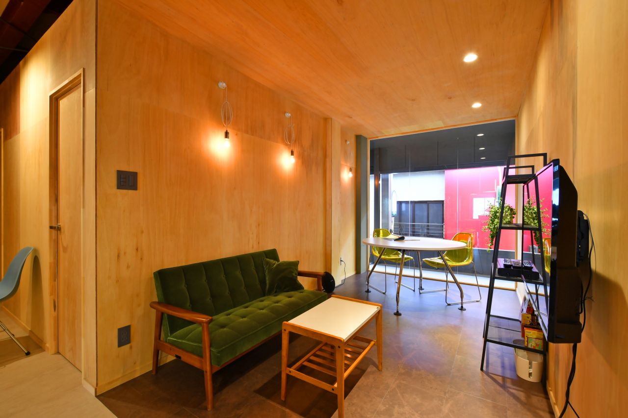 ソファスペースはすこし奥まった場所にあります。(2020-07-01,共用部,LIVINGROOM,2F)