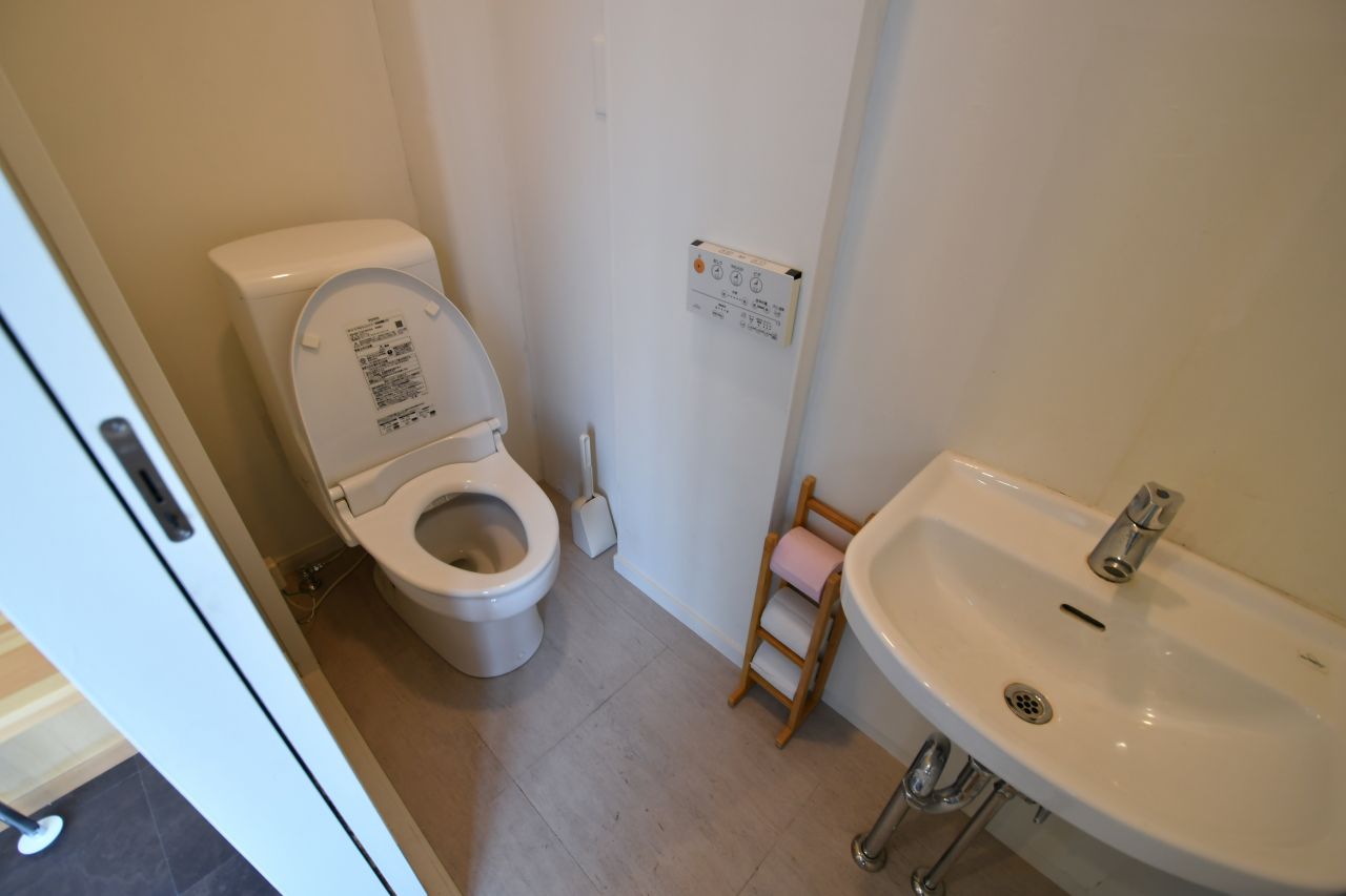 ウォシュレット付きトイレの様子。(2020-07-01,共用部,TOILET,2F)