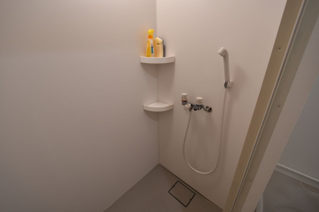 シャワールームの様子。(2020-07-01,共用部,BATH,2F)