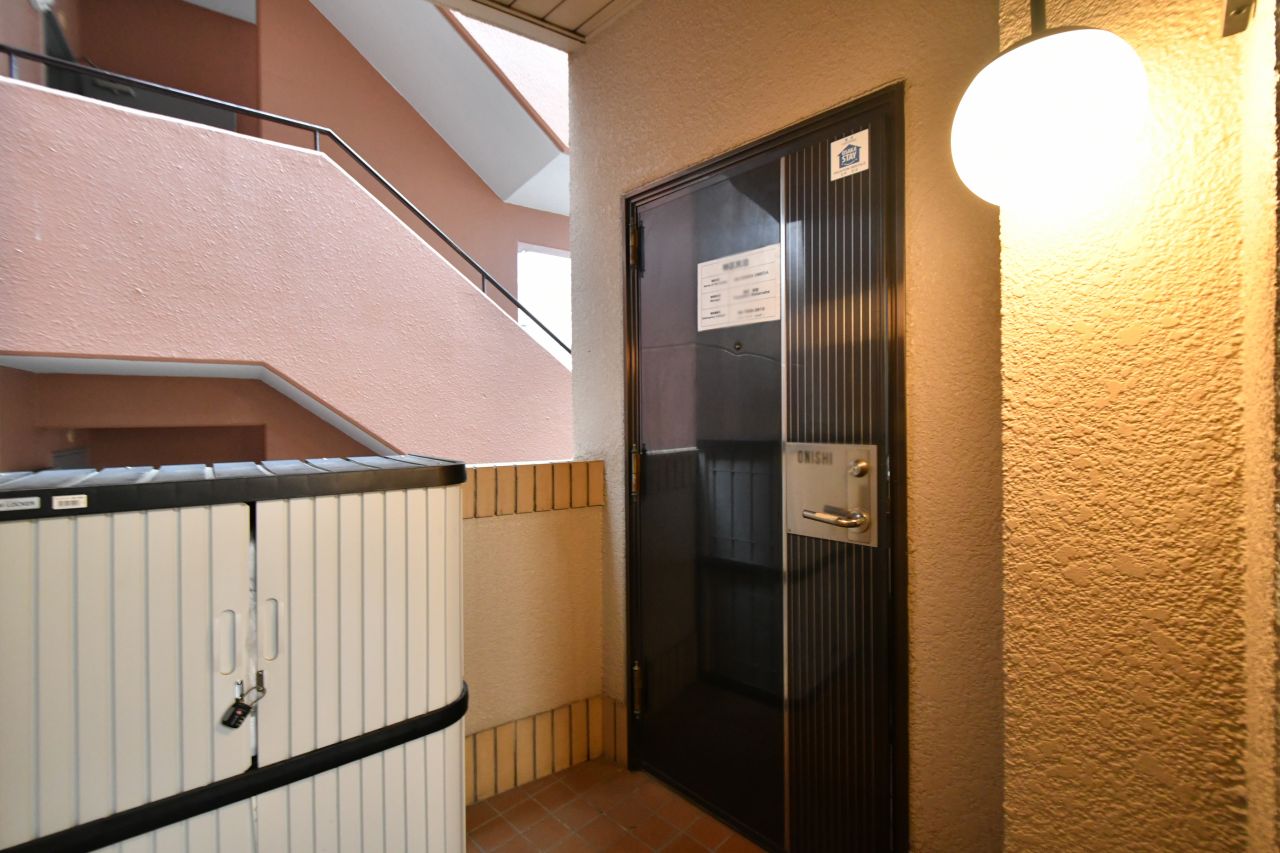 シェアハウスの玄関。(2020-07-07,周辺環境,ENTRANCE,2F)