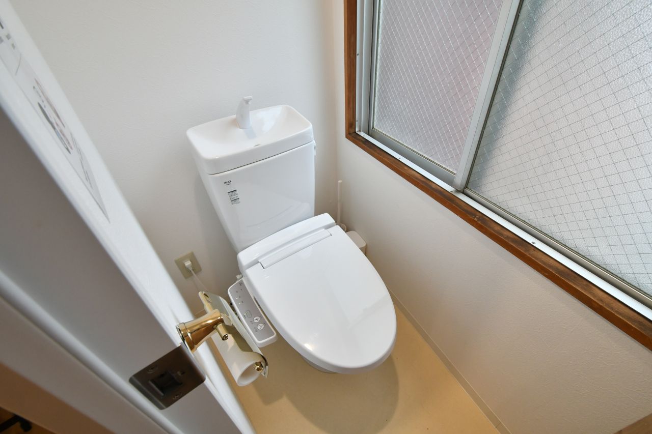 ウォシュレット付きトイレの様子2。(2020-07-07,共用部,TOILET,4F)