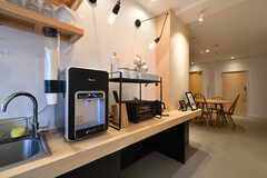 本格的なコーヒーメーカーが設置されています。(2020-07-07,共用部,KITCHEN,3F)
