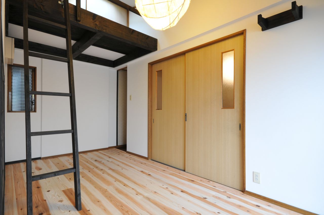共用の板の間の様子。(2012-03-24,共用部,LIVINGROOM,2F)