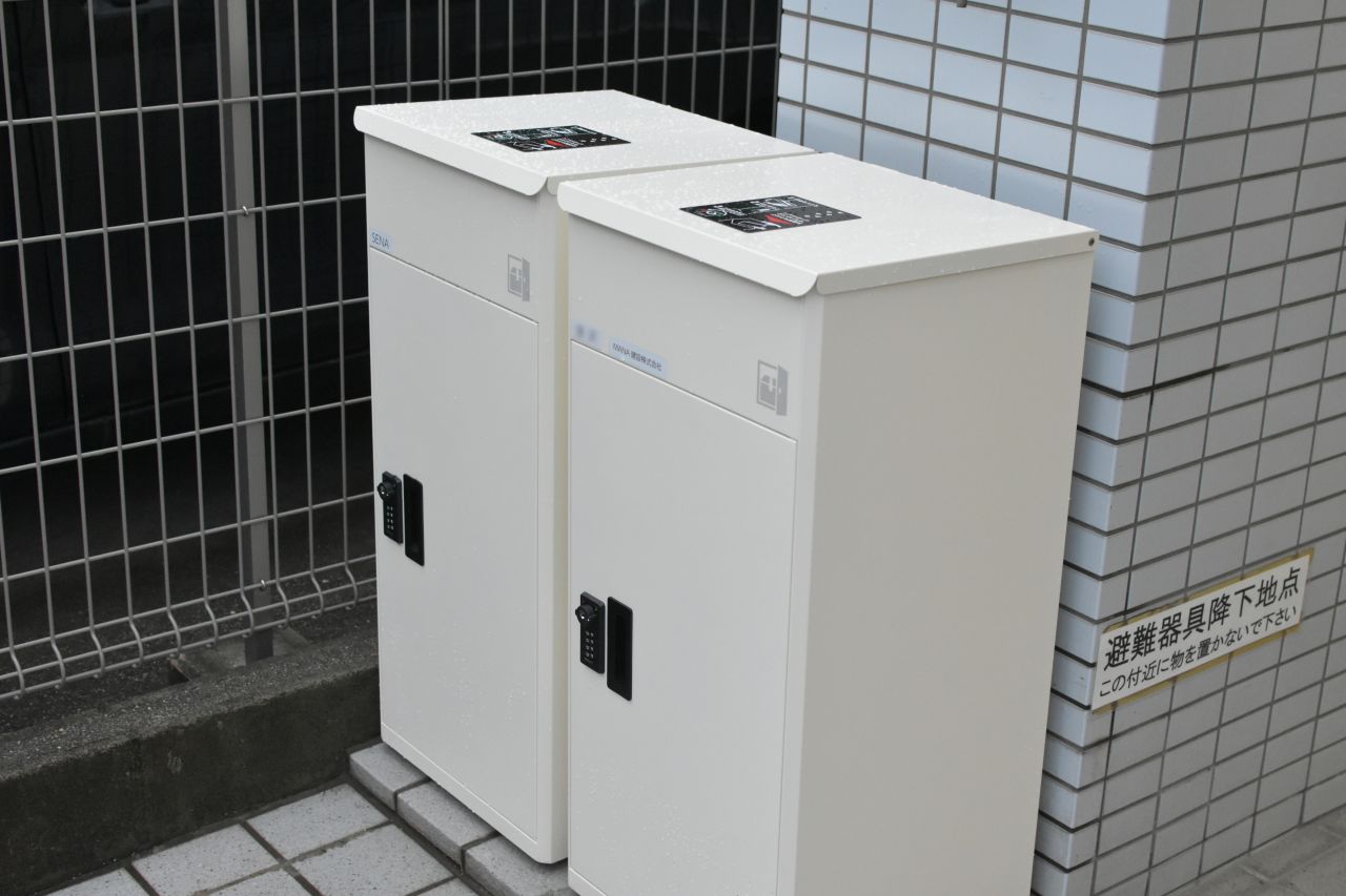 宅配ボックスが設置されています。(2022-11-23,周辺環境,ENTRANCE,1F)