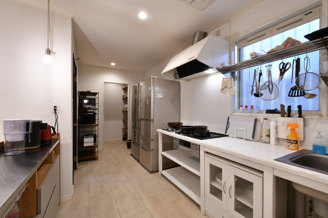 キッチンの様子2。(2023-05-11,共用部,KITCHEN,1F)