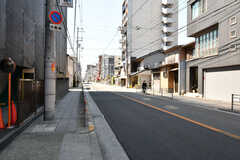 昭和町駅からシェアハウスへ向かう道の様子2。(2023-05-11,共用部,ENVIRONMENT,1F)