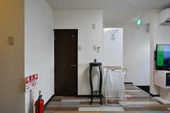 ダイニング脇のドアはトイレです。(2020-10-14,共用部,OTHER,1F)