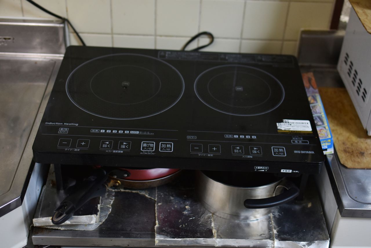 IHクッキングヒーターの様子。(2018-09-25,共用部,KITCHEN,1F)